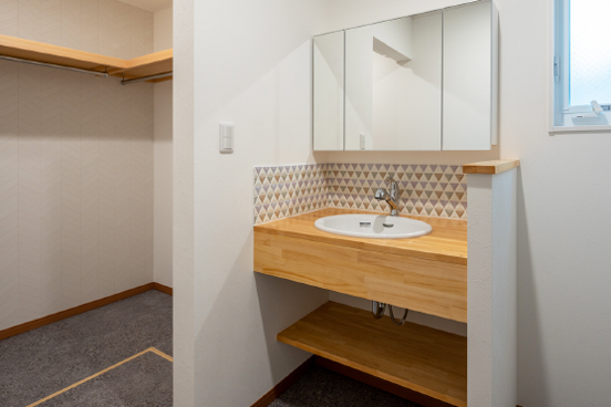 lavatory photo