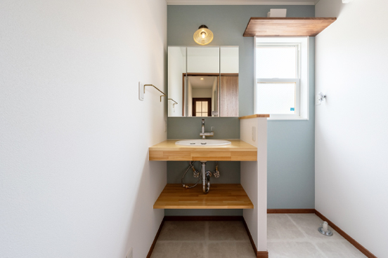 lavatory photo